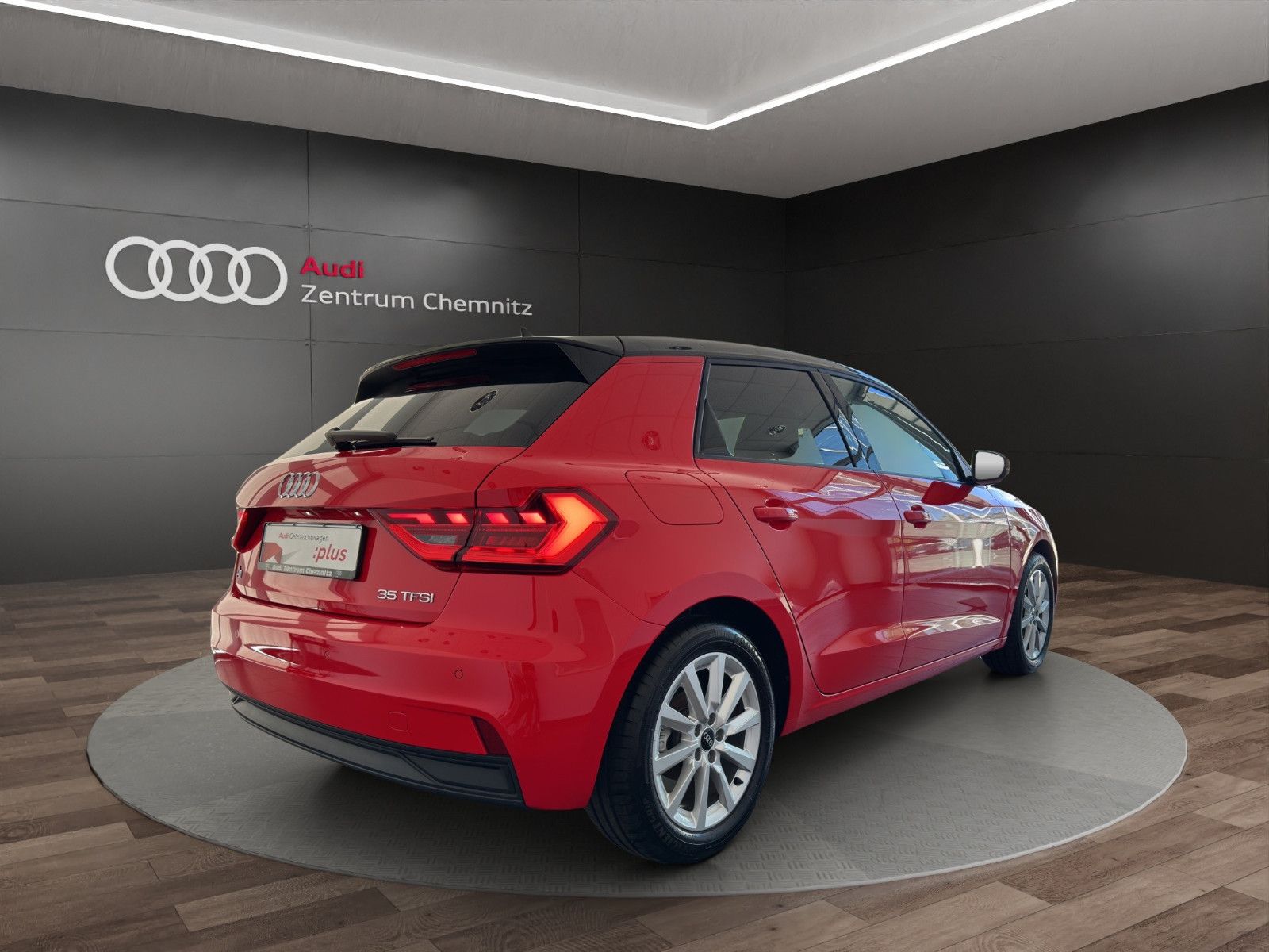 Audi A1 Sportback 35 TFSI S tr. PLUS - Samsaru's Car Outlet