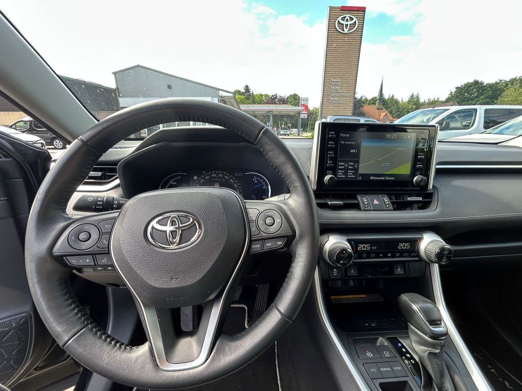 Toyota RAV 4 2.5 4x2 Hybrid - Samsaru's Car Outlet