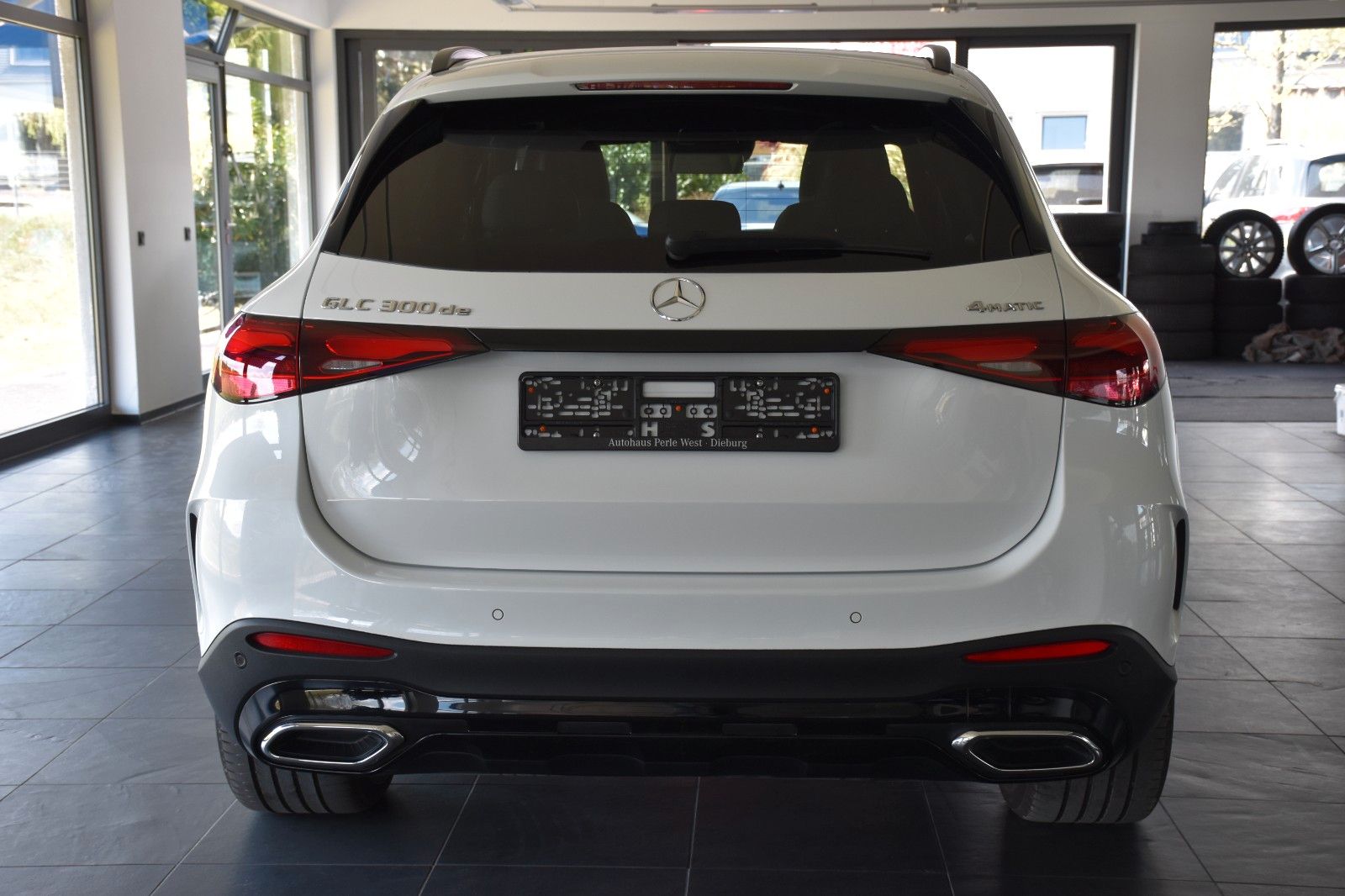Mercedes-Benz GLC 300 de 4M AMG LINE - Samsaru's Car Outlet