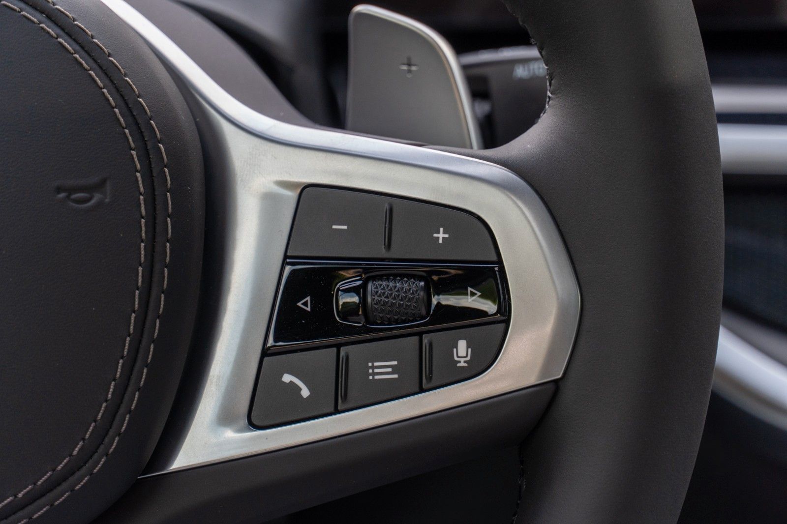 BMW X5 30d M SPORT.DR.ASS.360°PANO.LUFTF.H/K.AHK.22"