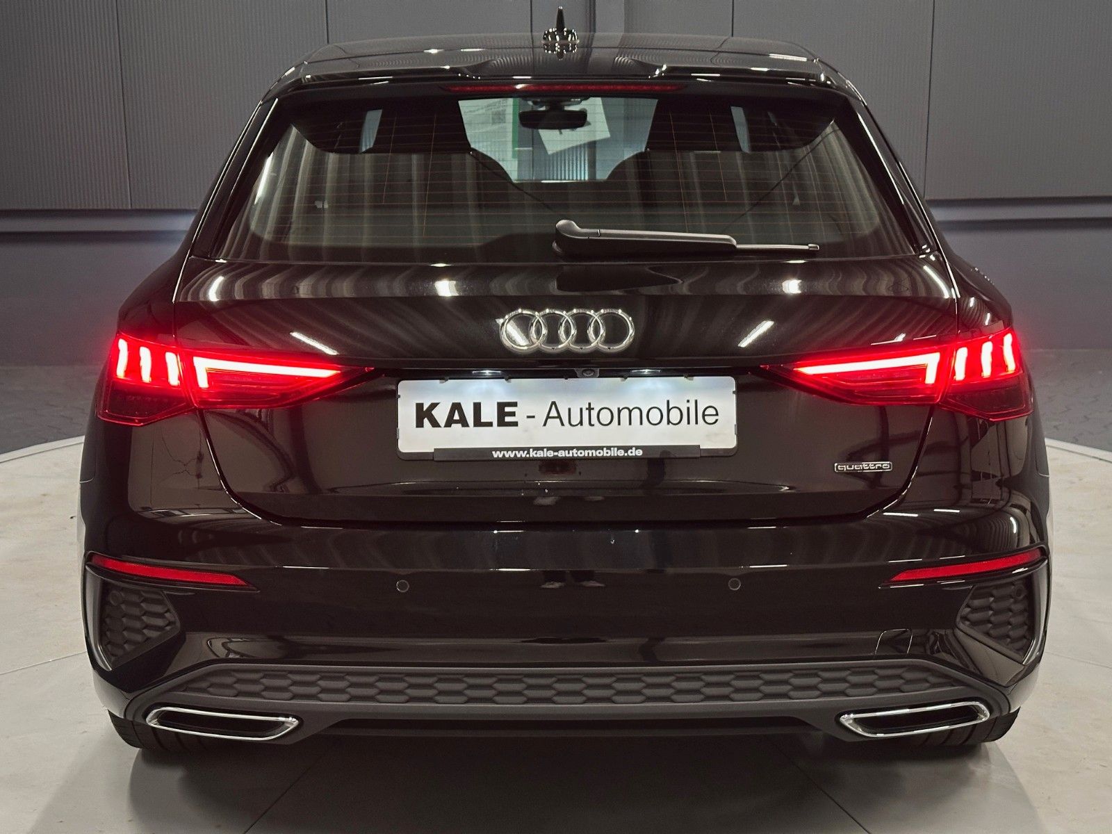 Audi A3 Sportback 40 TDI quattro S-Line*19Zoll*Matrix