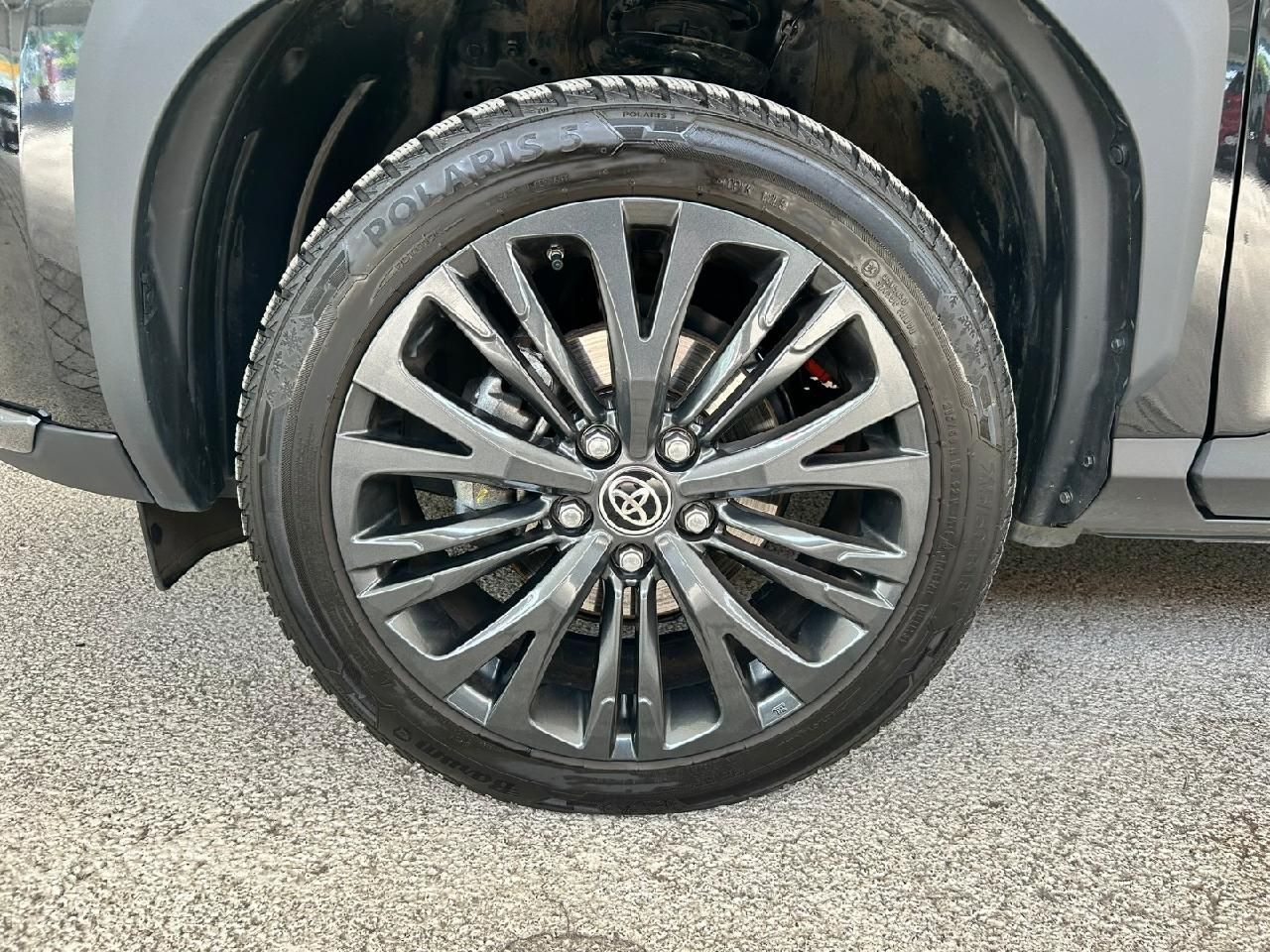 Toyota Yaris Cross Hybrid AWD-i Adventure Kamera C