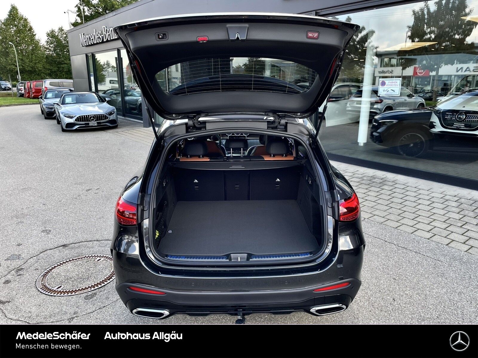 Mercedes-Benz GLC 300 4M AMG Night Distr AHK Burm3D Pano Memo