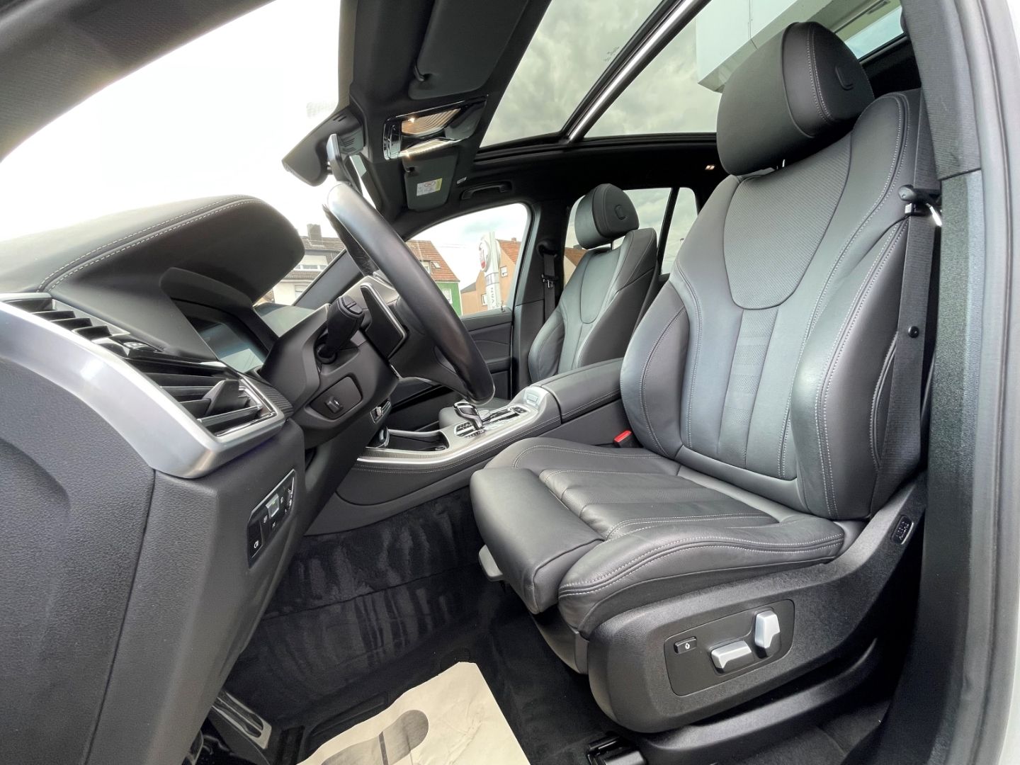 BMW X5 xDrive45e M SPORT PANO LASER PA+ HUD R22 HIFI