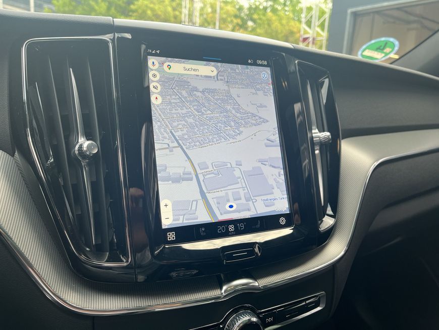 Volvo XC60 T6 AWD Plug-in Hybrid Plus Dark