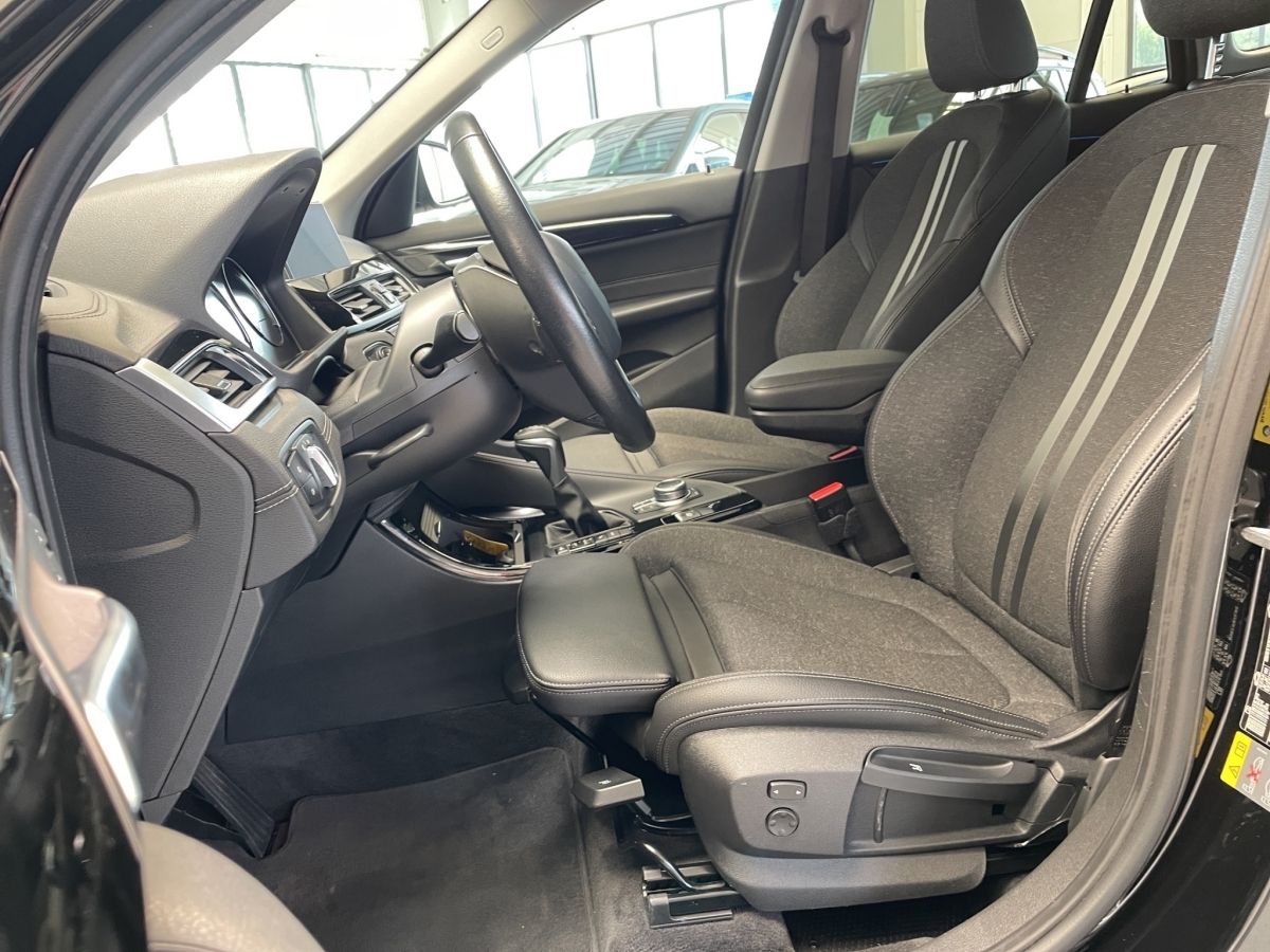 BMW X1 xDrive25e Sport Line - Samsaru's Car Outlet