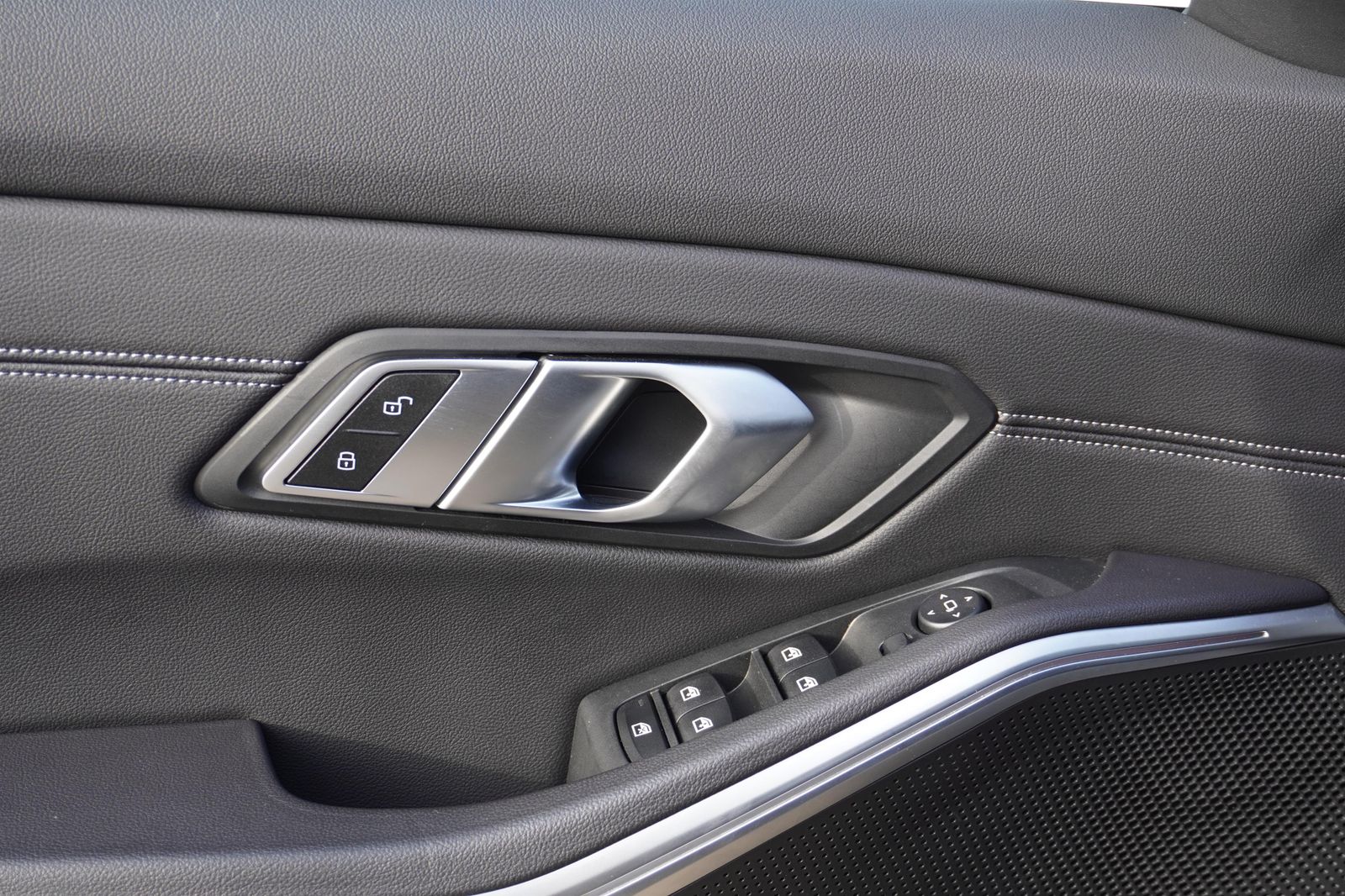 BMW 330i xDrive Touring Sport Line - Samsaru's Car Outlet