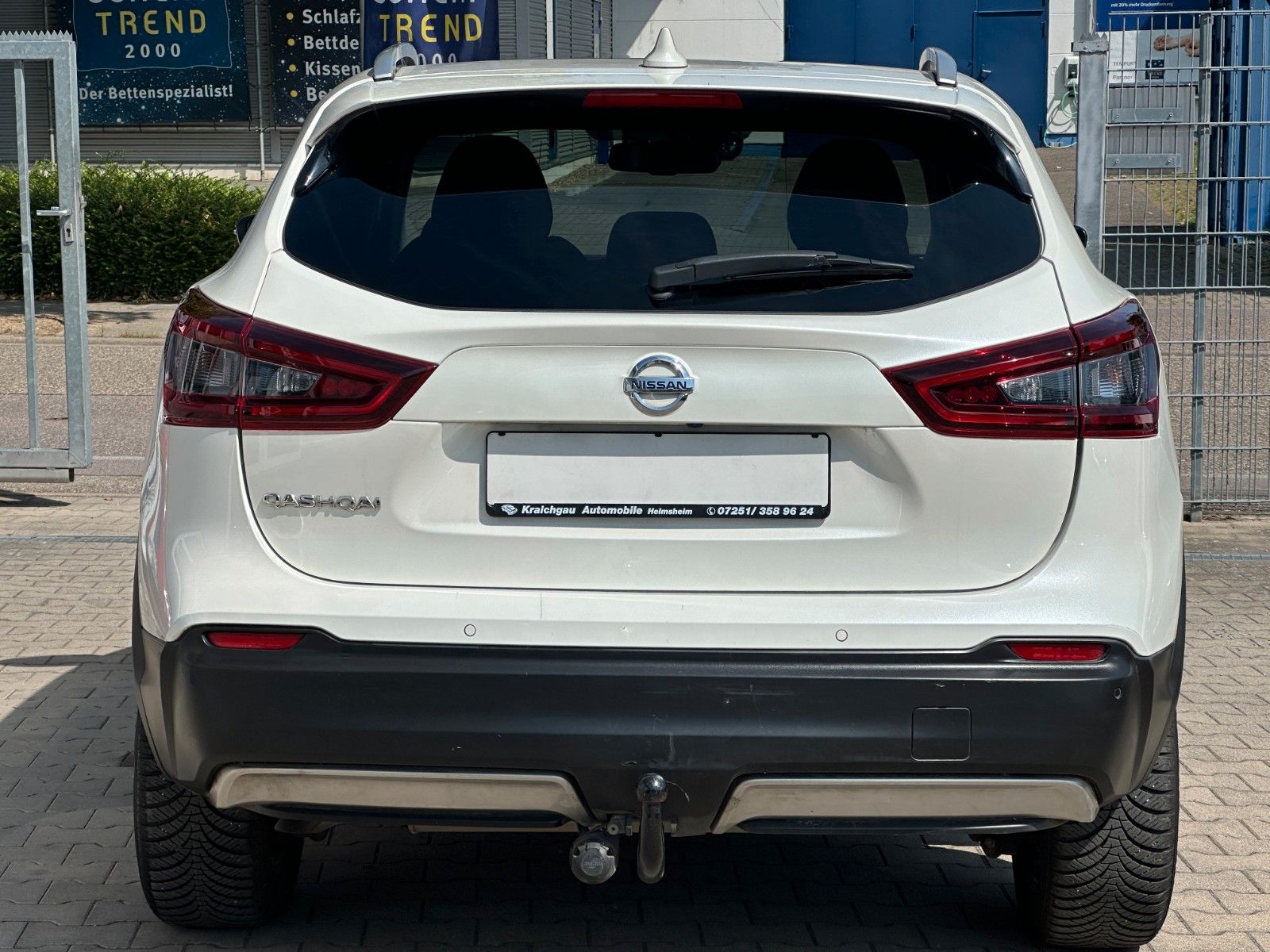 Nissan Qashqai 1.3 - Samsaru's Car Outlet