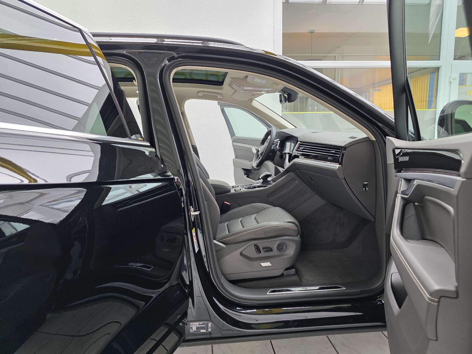 Volkswagen Touareg 4Motion R-Line Panorama Allradlenkung