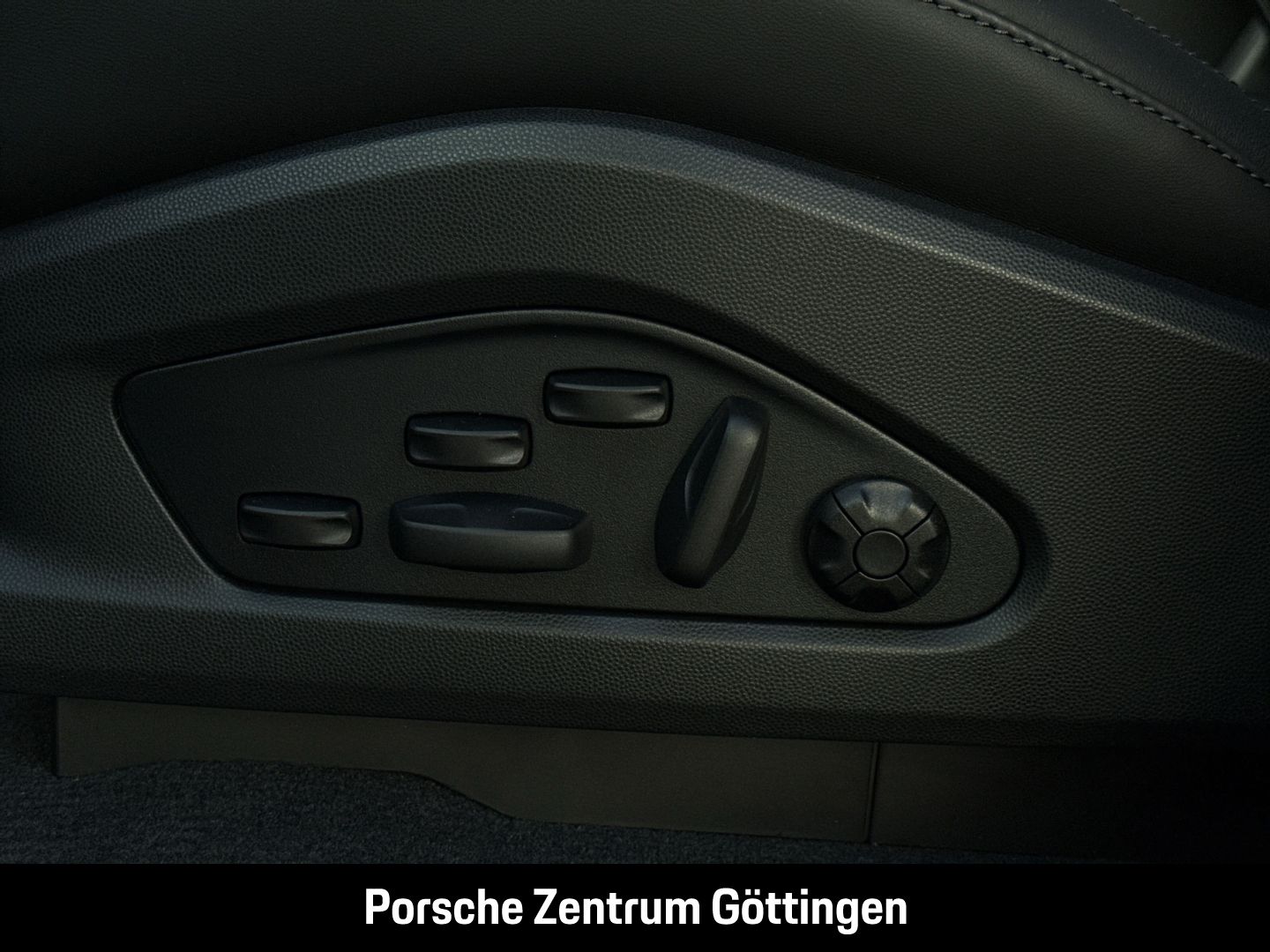 Porsche Macan 4S HA-Lenkung InnoDrive Panorama BOSE LED