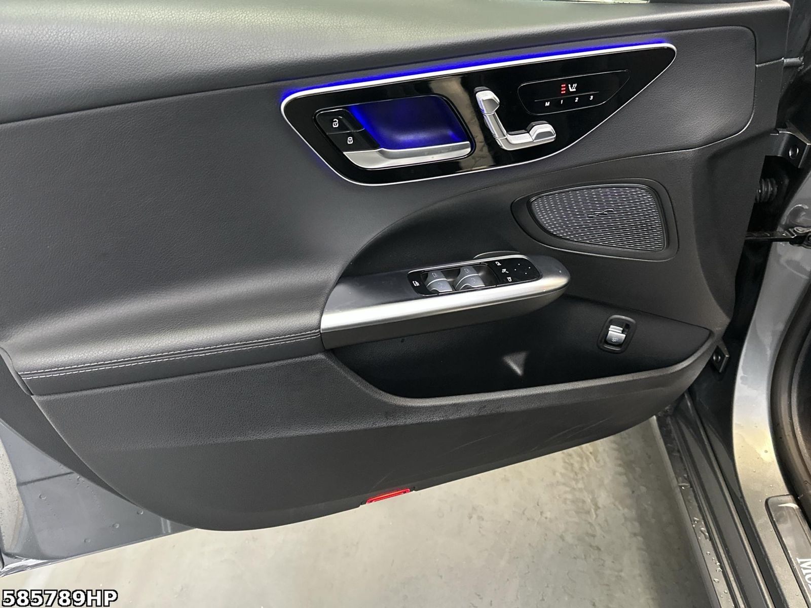 Mercedes-Benz C 180 Avantgarde - Samsaru's Car Outlet