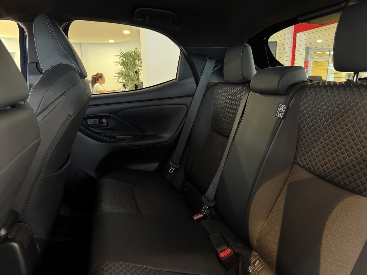 Toyota Yaris Hybrid Style Plus / CarPlay&Android Auto /
