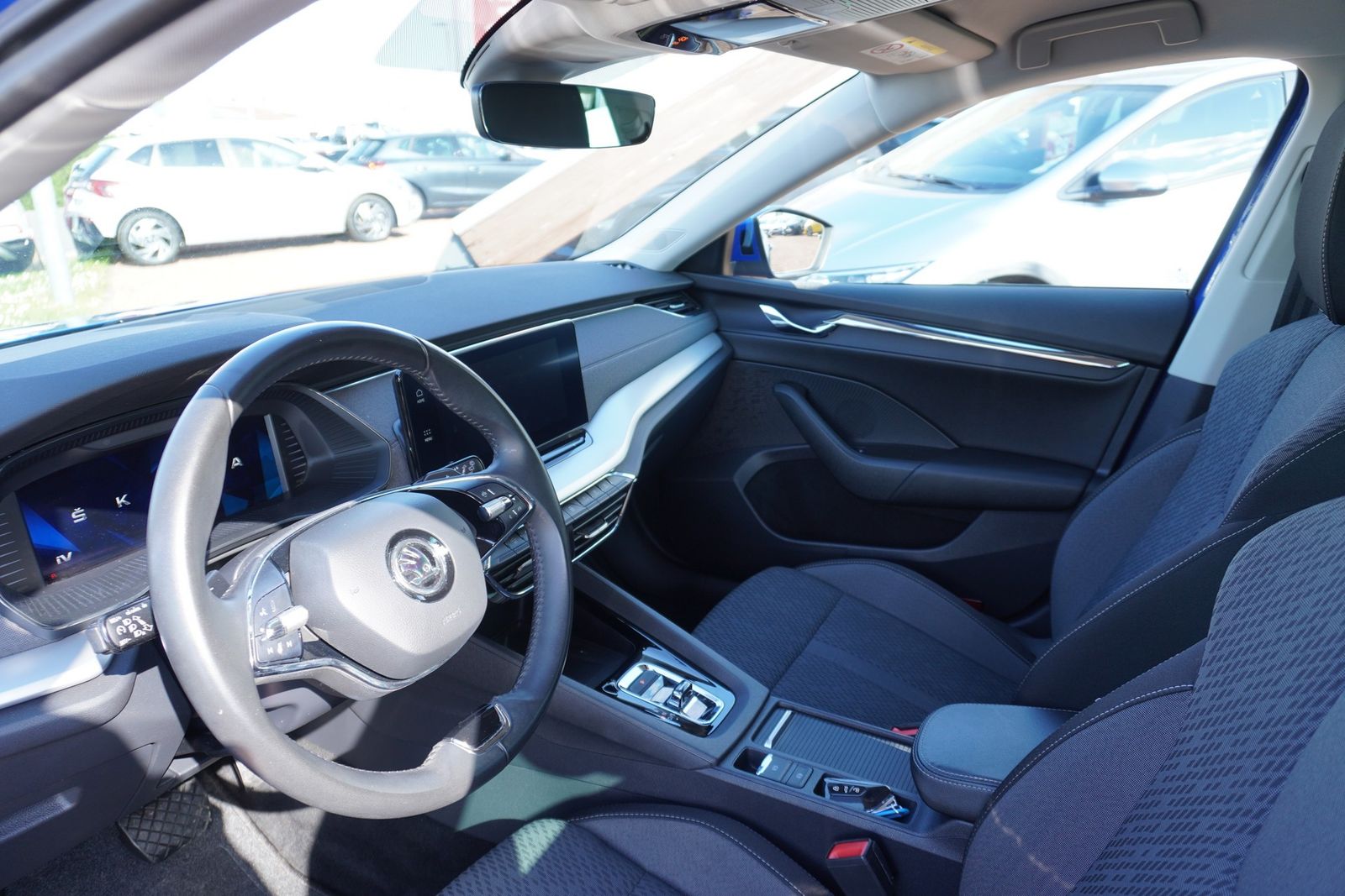 Skoda Octavia Combi 1.4 TSI iV Style - Samsaru's Car Outlet