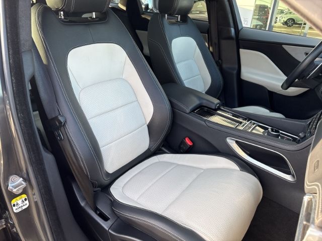 Jaguar F-Pace 20d R-Sport AWD BlackPack 20''LM Standhz