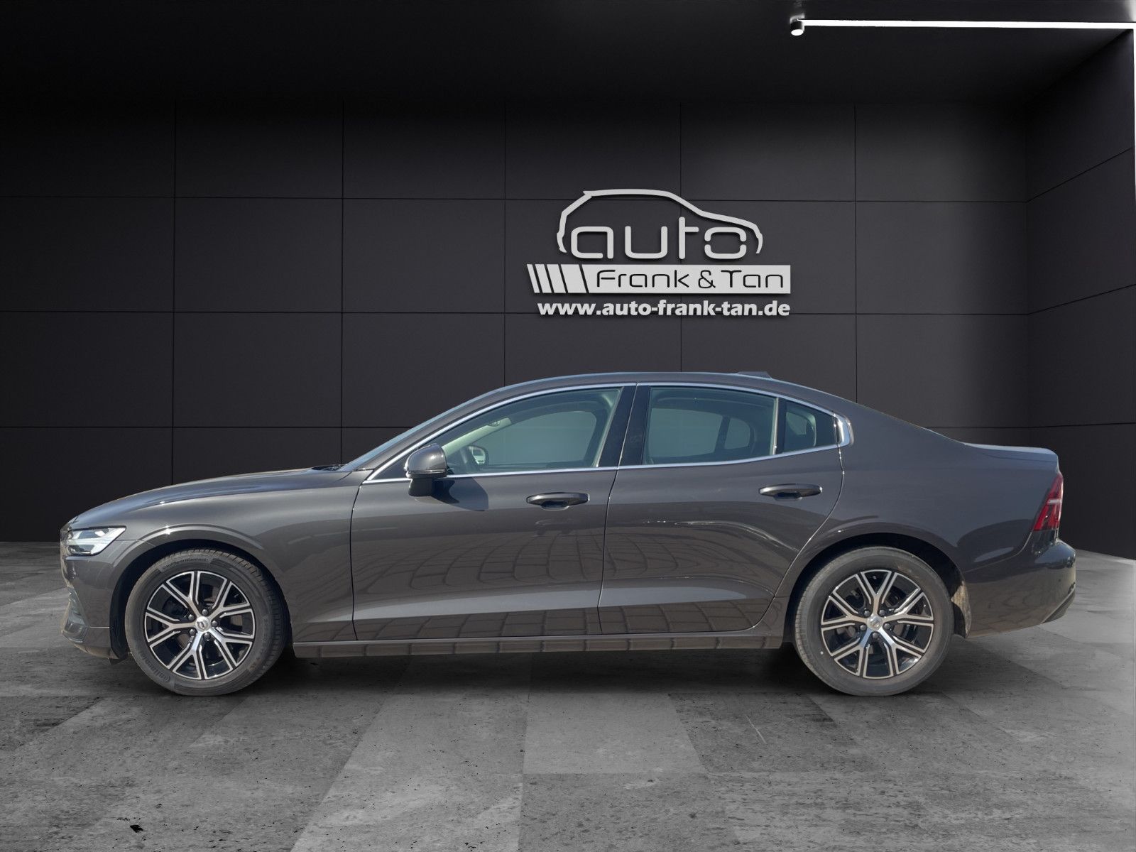 Volvo S60 Lim. Plus Dark LED*CAM*Navi*Shzg