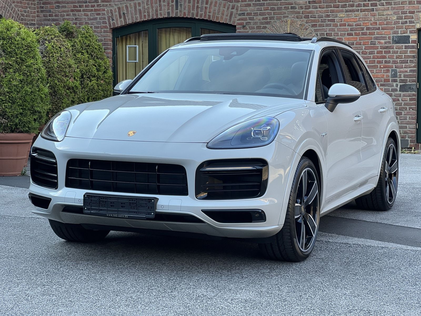 Porsche Cayenne E-Hybrid Platinium Edition H-LENKUNG*MAT