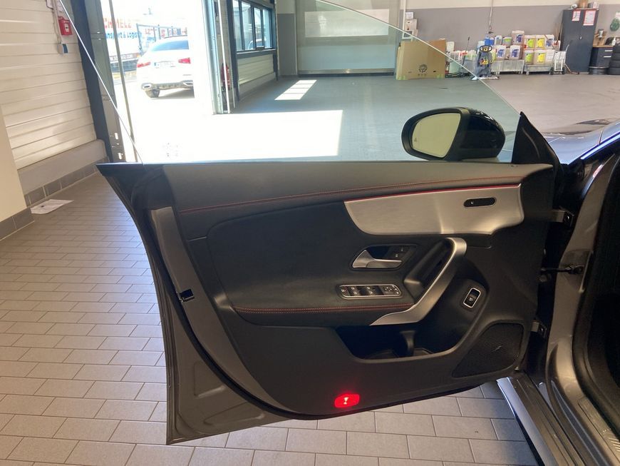 Mercedes-Benz CLA 35 AMG 4M - Samsaru's Car Outlet