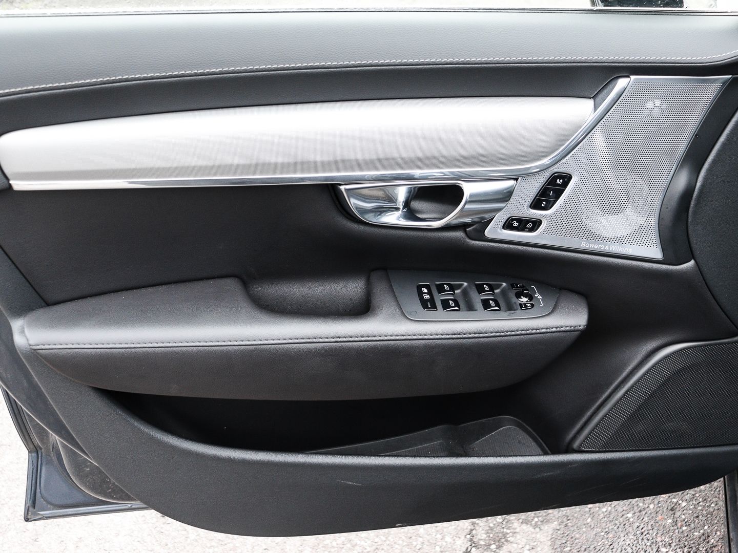 Volvo S90 Ultimate Bright Recharge Plug-In Hybrid AWD