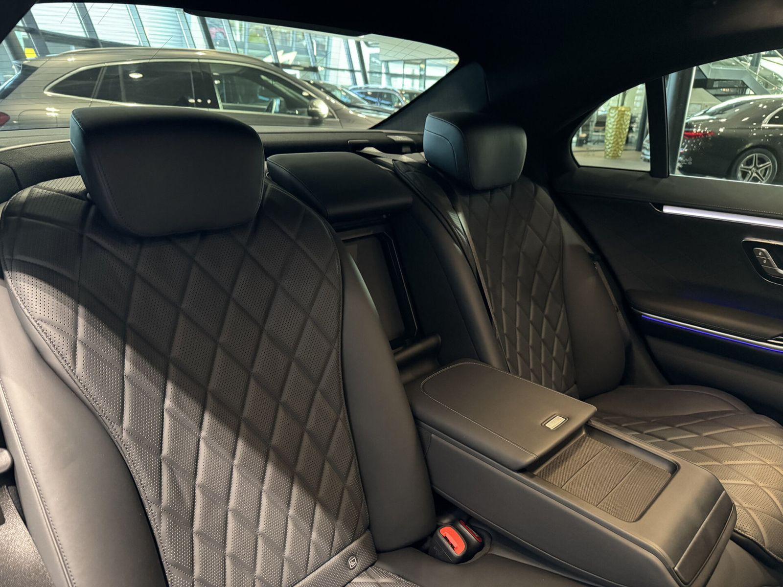 Mercedes-Benz S 450 S 4-Matic Lang AMG Line - Samsaru's Car Outlet