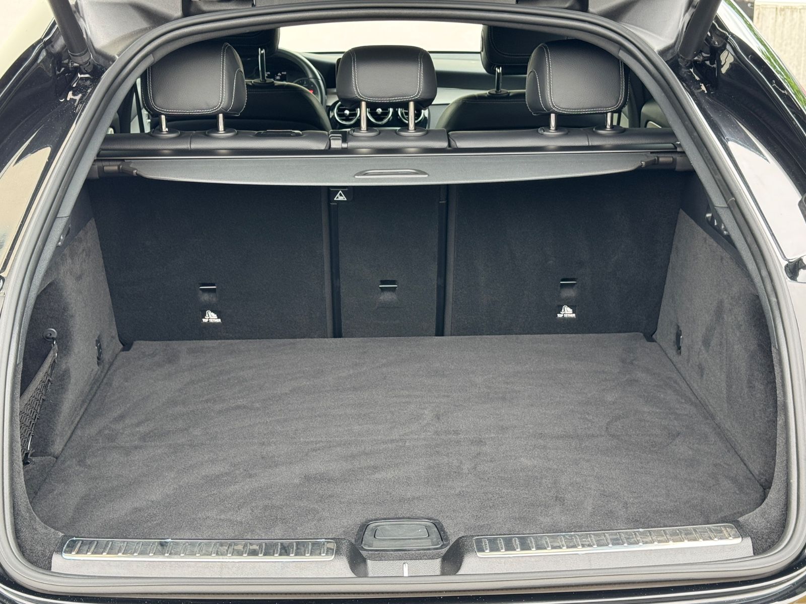 Mercedes-Benz GLC 300 d 4-Matic Business - Samsaru's Car Outlet