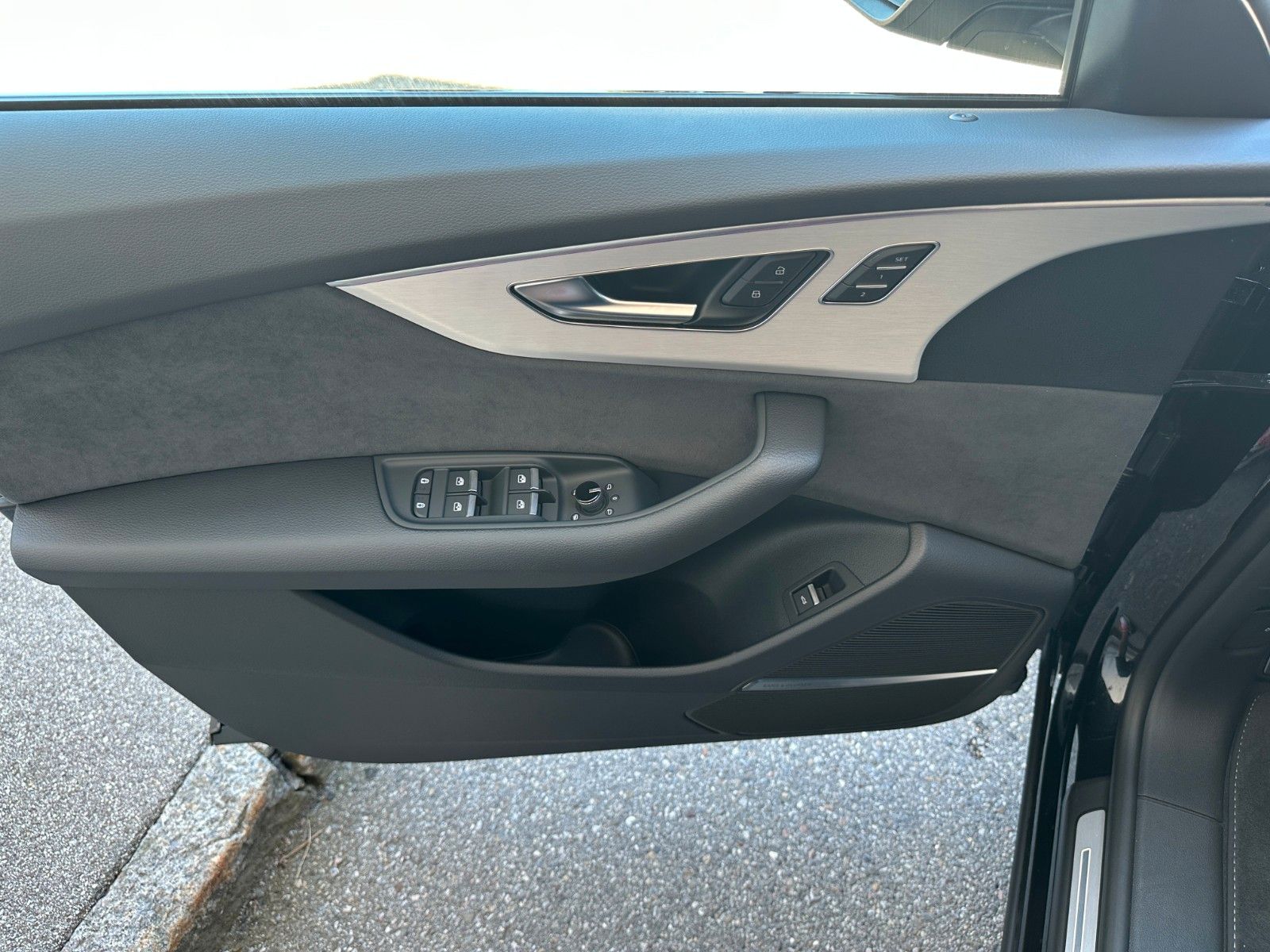 Audi Q8 50 TDI quattro - Samsaru's Car Outlet