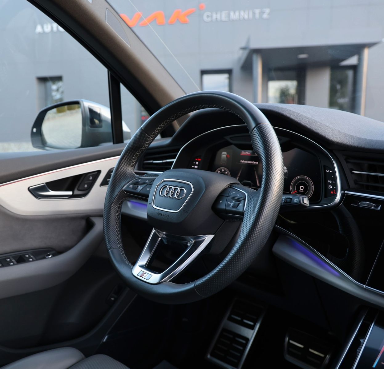 Audi Q7 50 TDI quatt. S line S-Sitz AHK B&O HuD 22''