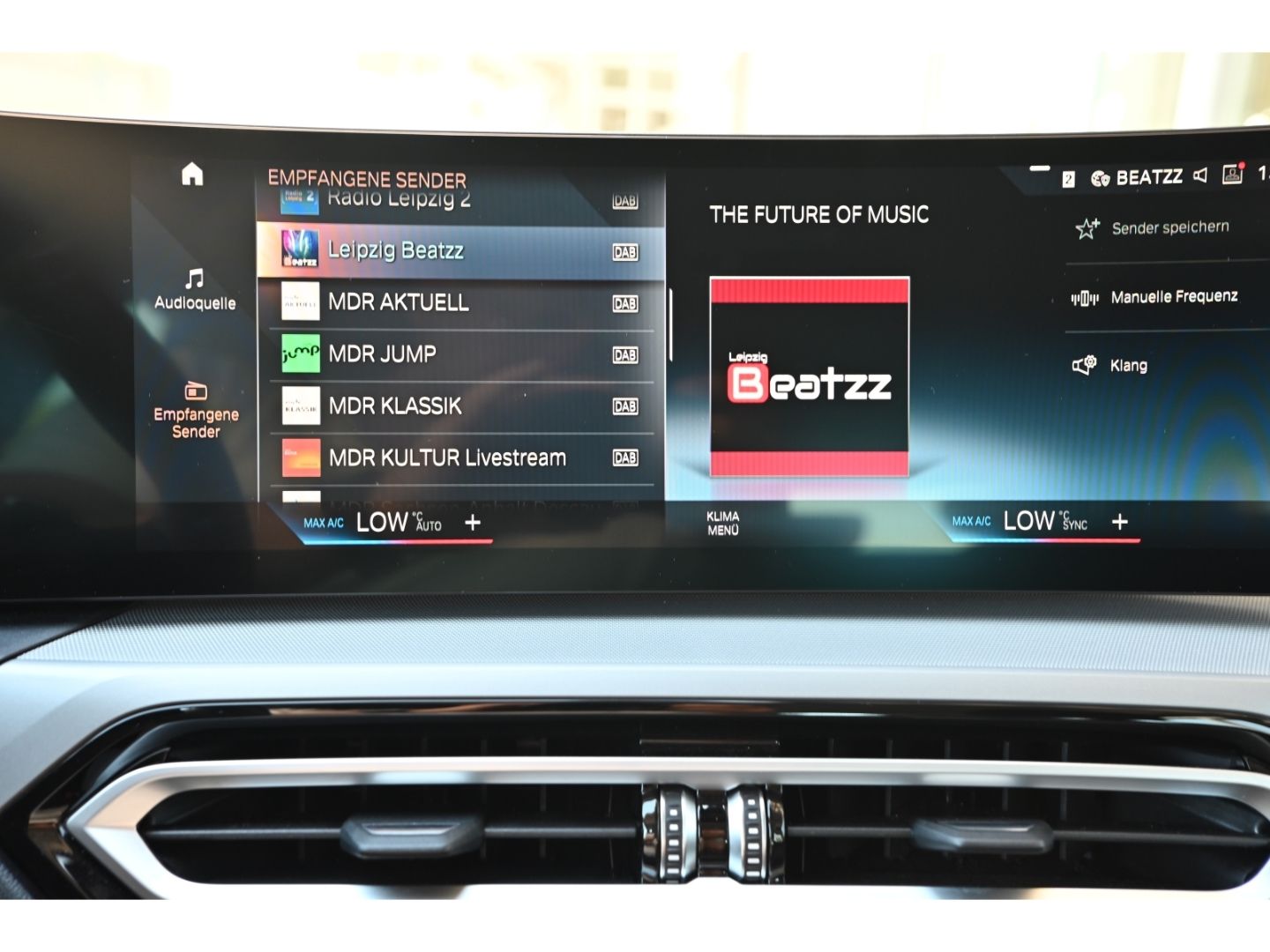 BMW 320 d xDrive Touring MHyb - Samsaru's Car Outlet