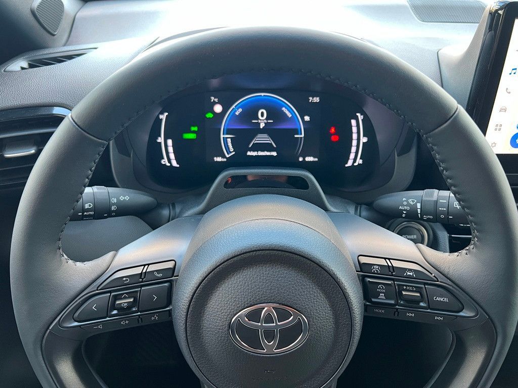 Toyota Yaris Cross 1.5 E FWD Teamplayer KlimaA,LED,Navi