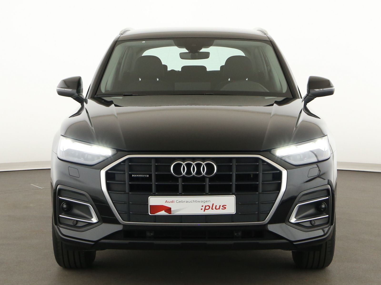 Audi Q5 40 TDI quattro S tronic - Samsaru's Car Outlet