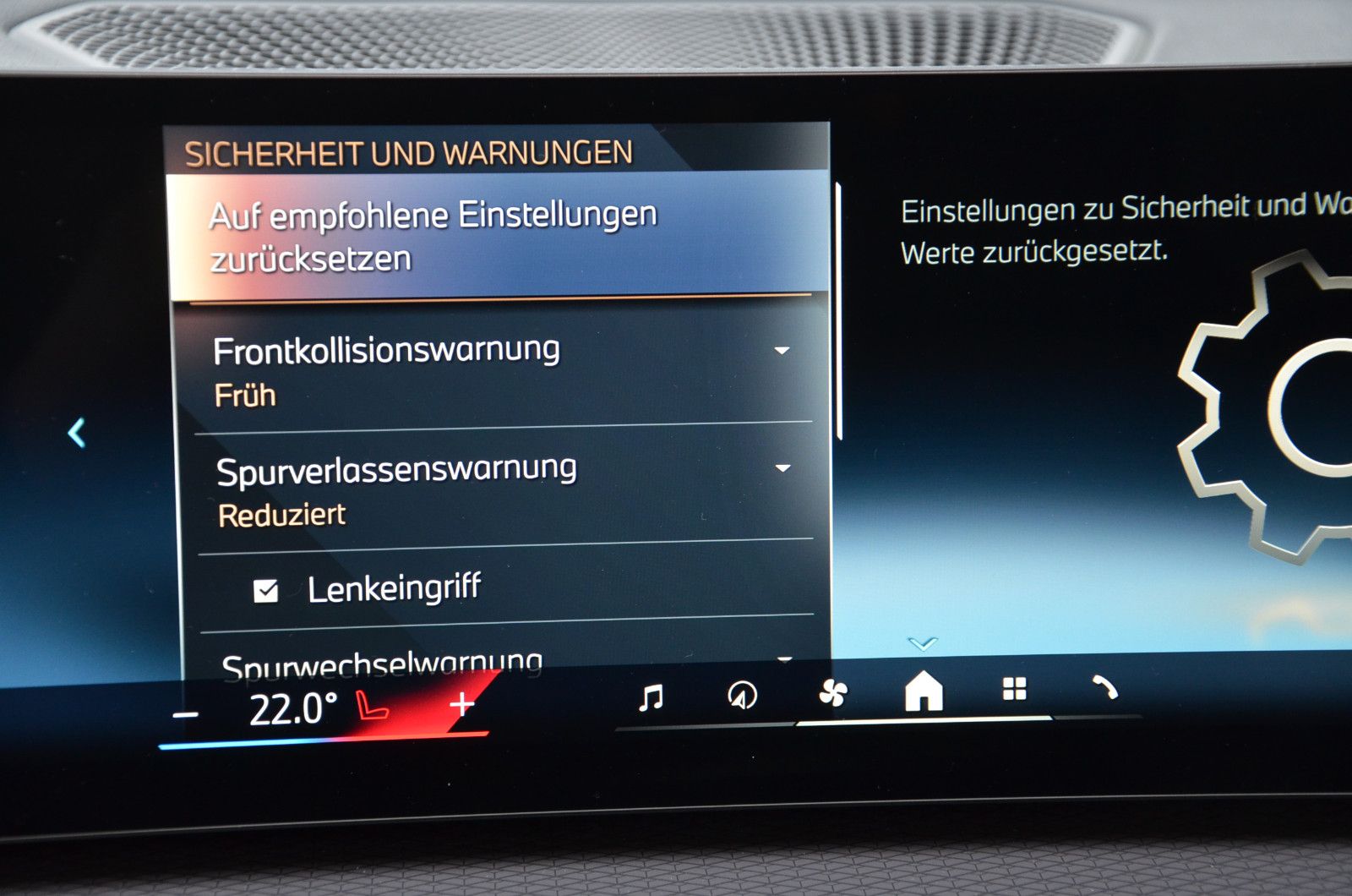 BMW 320d Tour/M Sportpaket/360Kamera/Gl.Dach/Head-Up