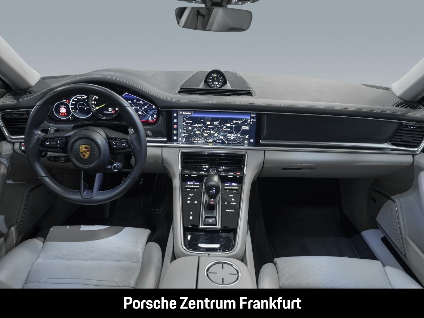 Porsche Panamera 4 E-Hybrid Sport Turismo Platinum Editi