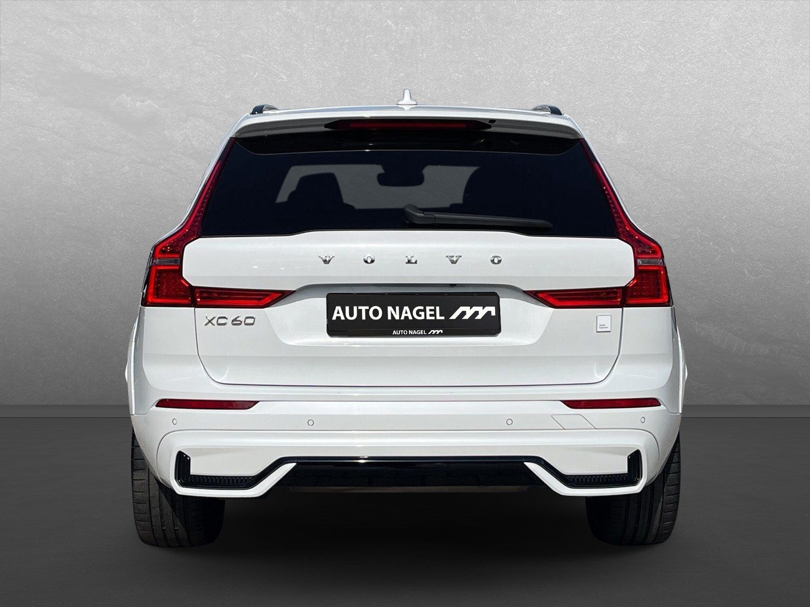 Volvo XC60 T8 AWD Polestar Engineered + Volvo Selekt