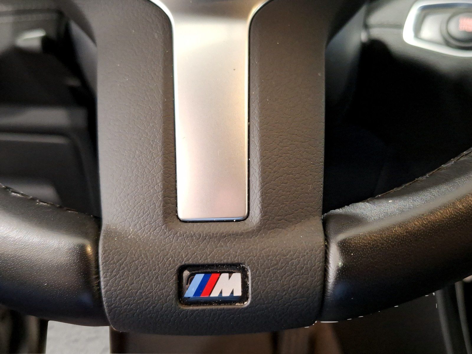 BMW X1 xDrive25e M Sport - Samsaru's Car Outlet