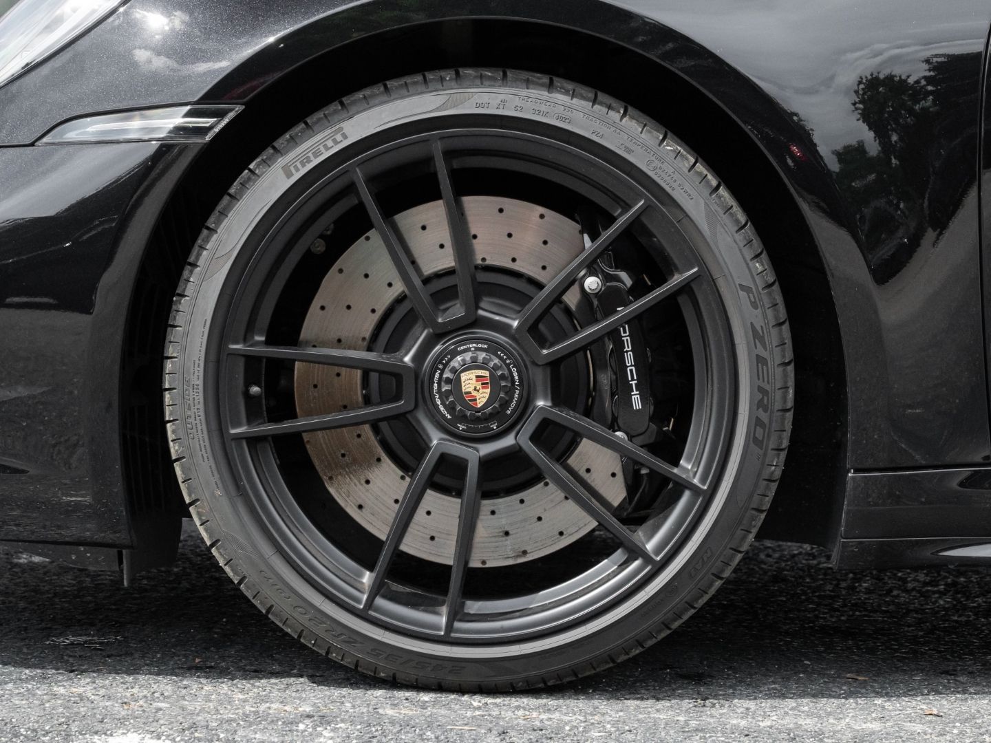 Porsche 992 911 Targa 4 GTS Matrix InnoDrive 18 Weg Sitz