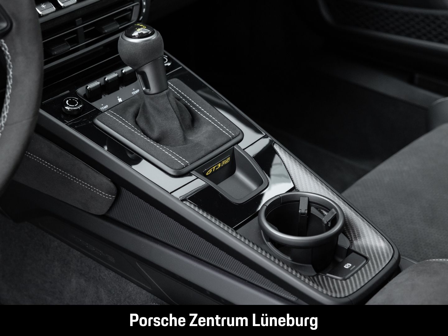 Porsche 992 911 GT3 RS - Samsaru's Car Outlet