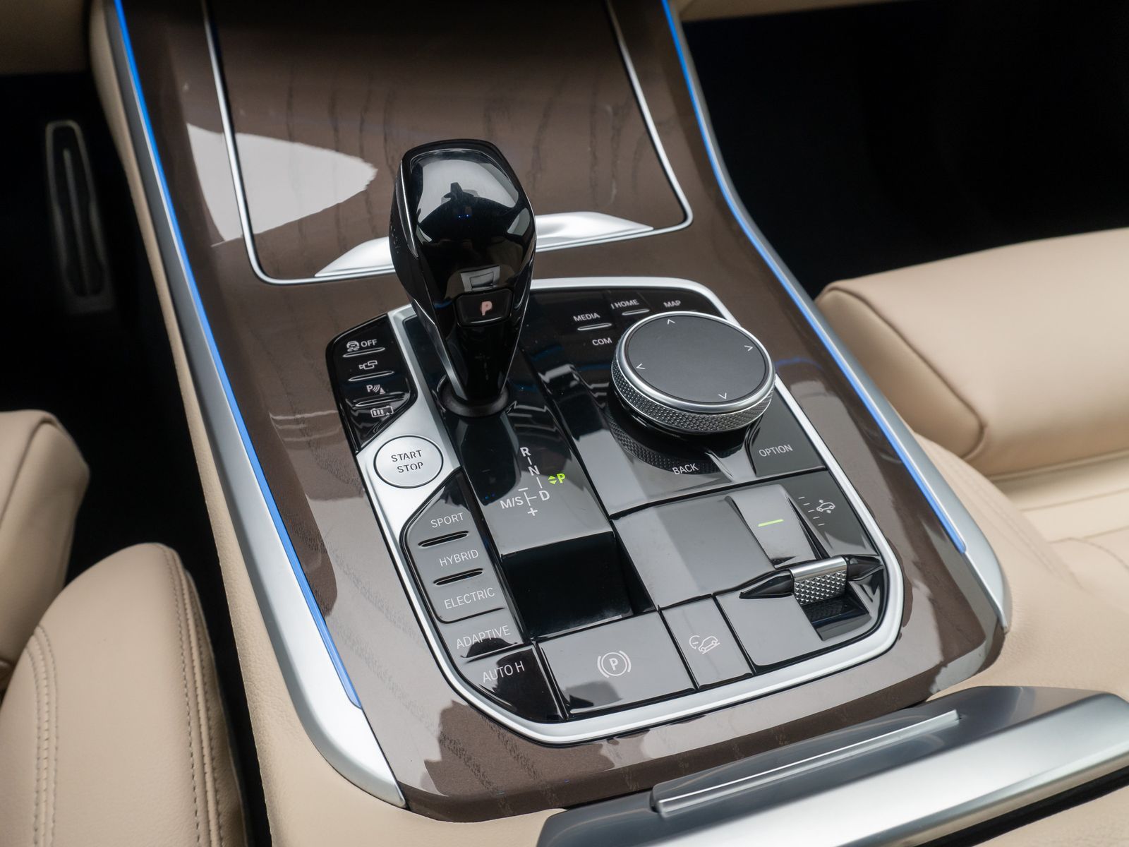BMW X5 xD45e M Sport 360°Laser HUD DAB HiFi AHK 22"