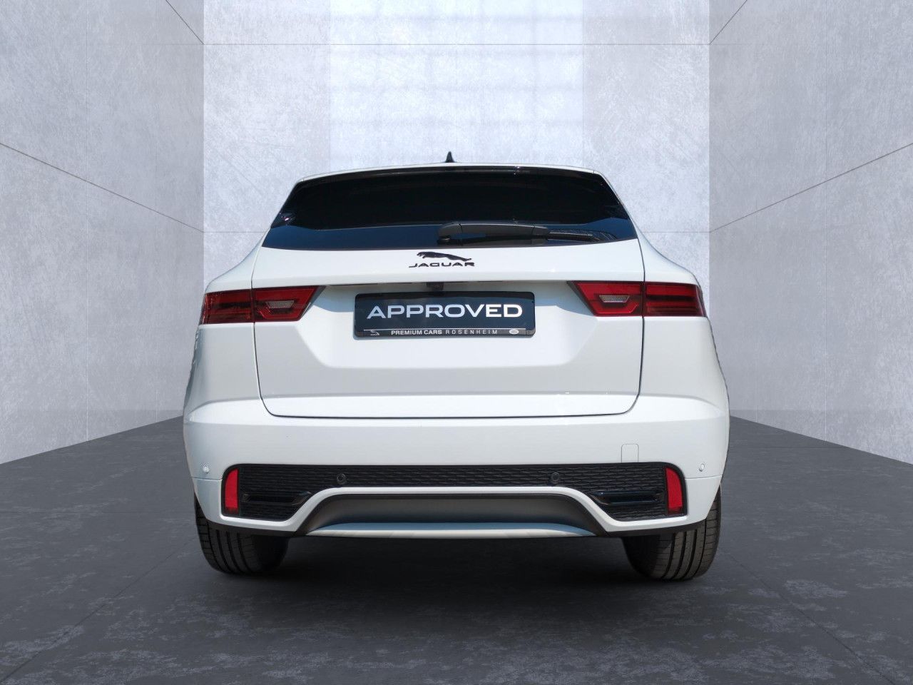 Jaguar E-Pace D200 R-Dynamic SE AWD Pano/Winter Kamera