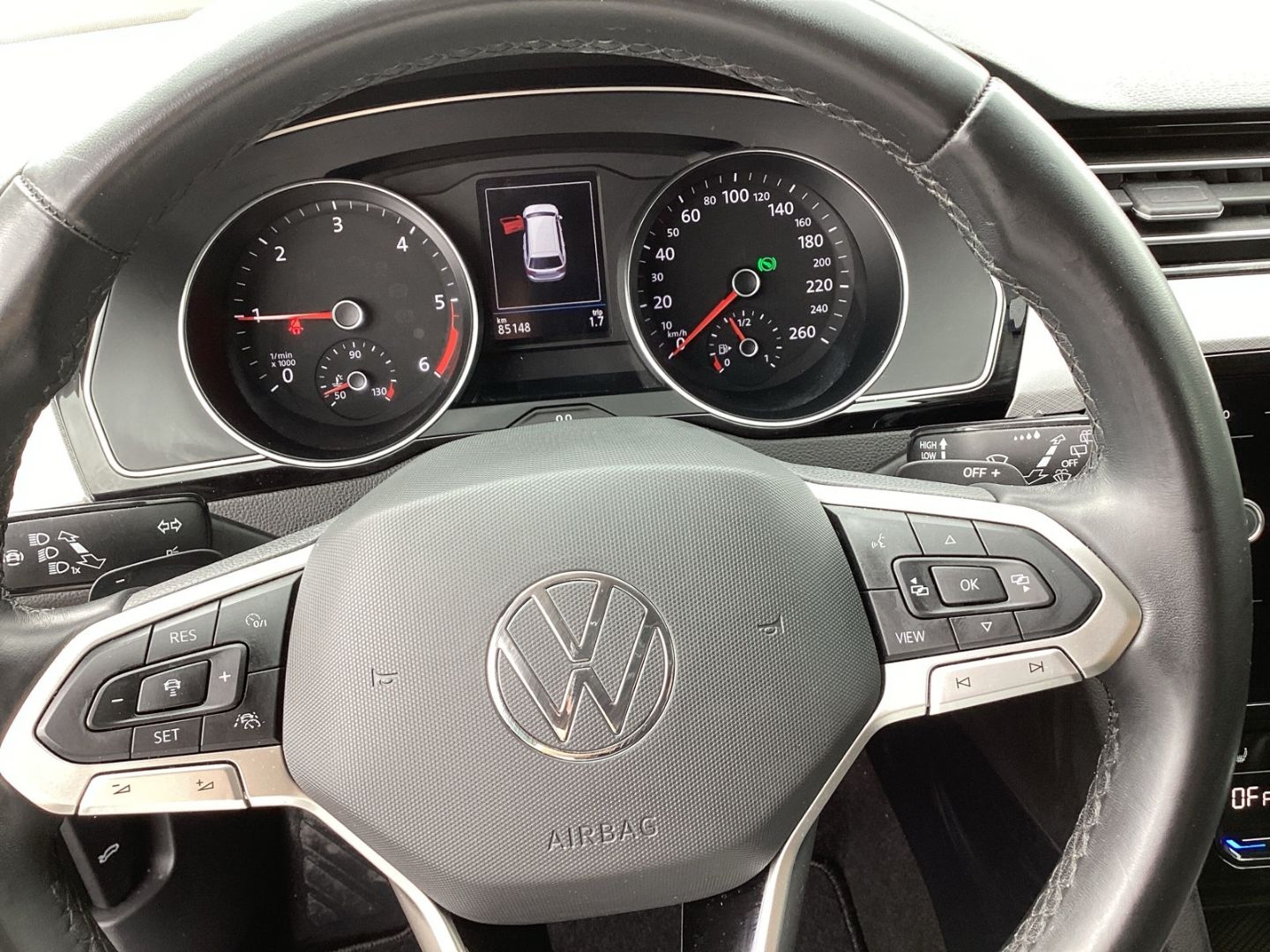 Volkswagen Passat Variant Business 2.0 TDI - Samsaru's Car Outlet