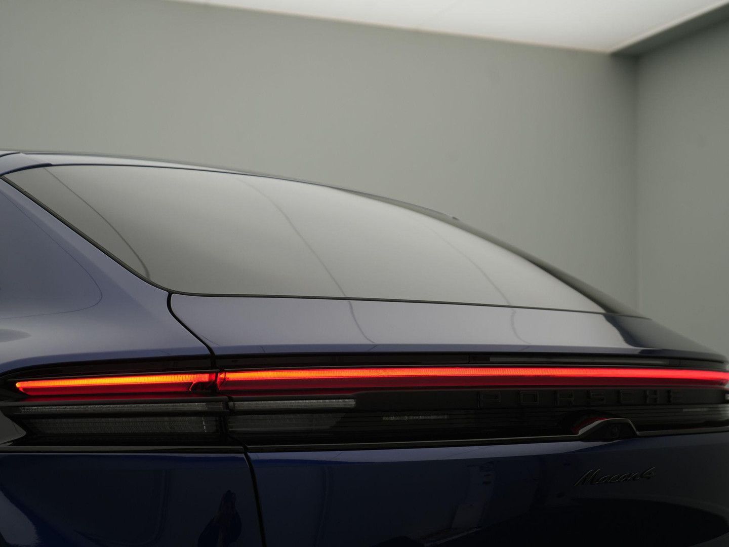Porsche Macan 4