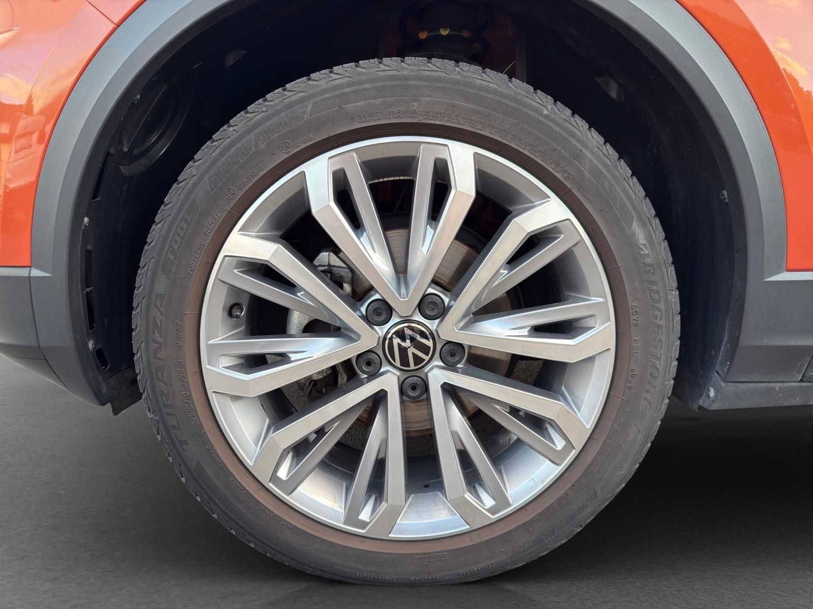Volkswagen T-Roc United - Samsaru's Car Outlet