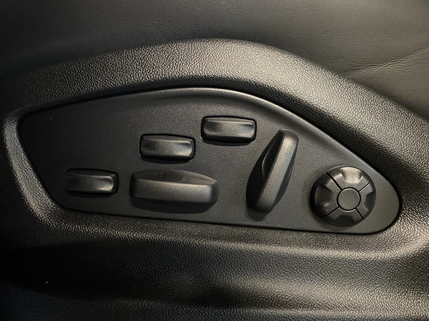 Porsche Cayenne E-Hybrid Coupe | Luftfederung | el. AHK