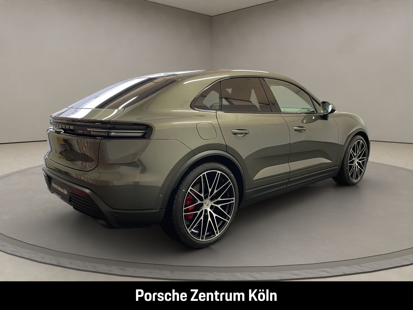 Porsche Macan 4S Electric - Samsaru's Car Outlet
