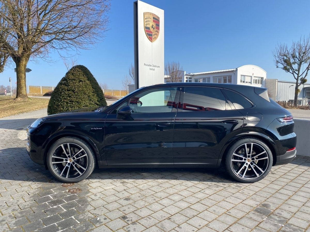 Porsche Cayenne E-Hybrid |Luftfederung |BOSE |22-Zoll