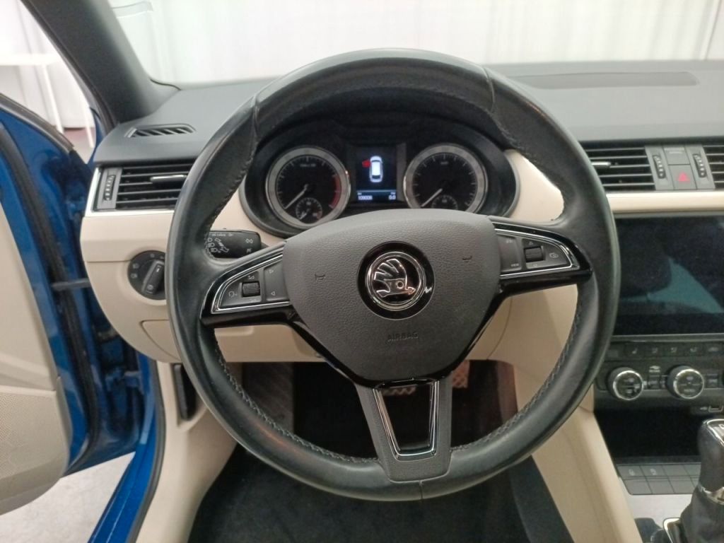 Skoda Octavia Combi Style 1.5TSI - Samsaru's Car Outlet