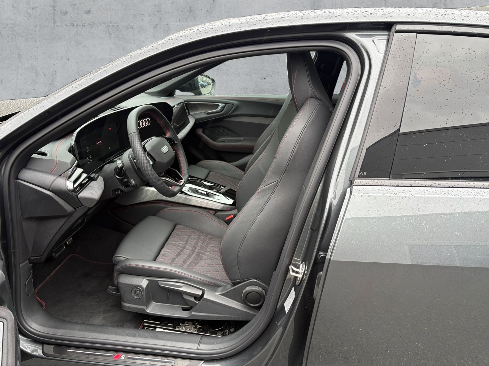 Audi A5 Lim e-hybrid 220kW S-LINE MATRIX+B&O+ACC+PANO