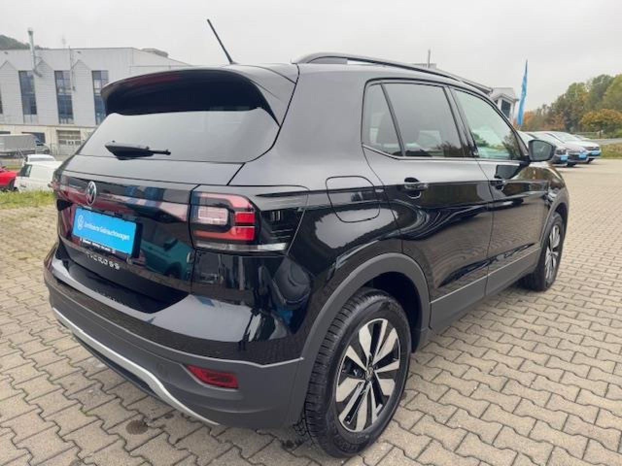 Volkswagen T-Cross Move - Samsaru's Car Outlet
