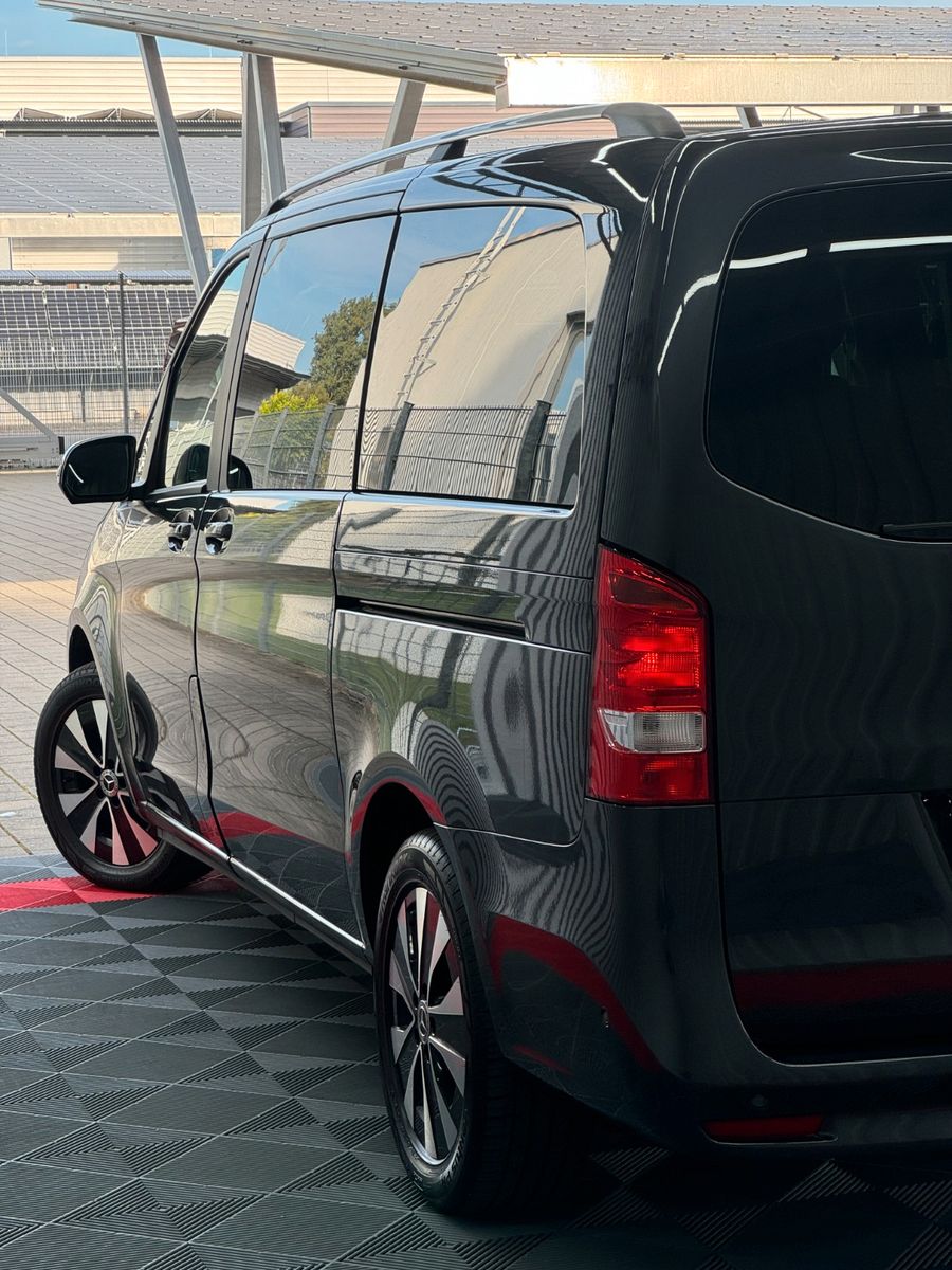 Mercedes-Benz V250 Lang 4Matic - Samsaru's Car Outlet