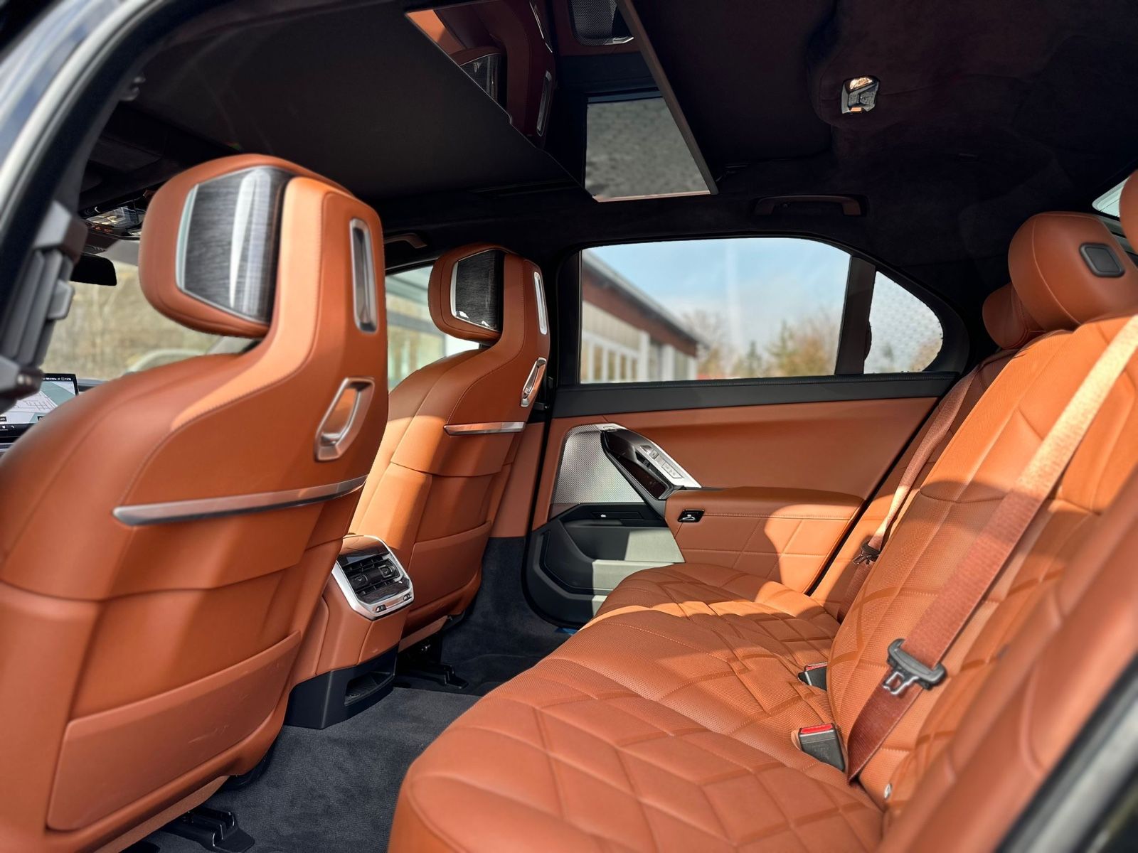 BMW 740d M INDIVIDUAL.AUTOTÜR.FOND ENT.SKY.MASSAGE