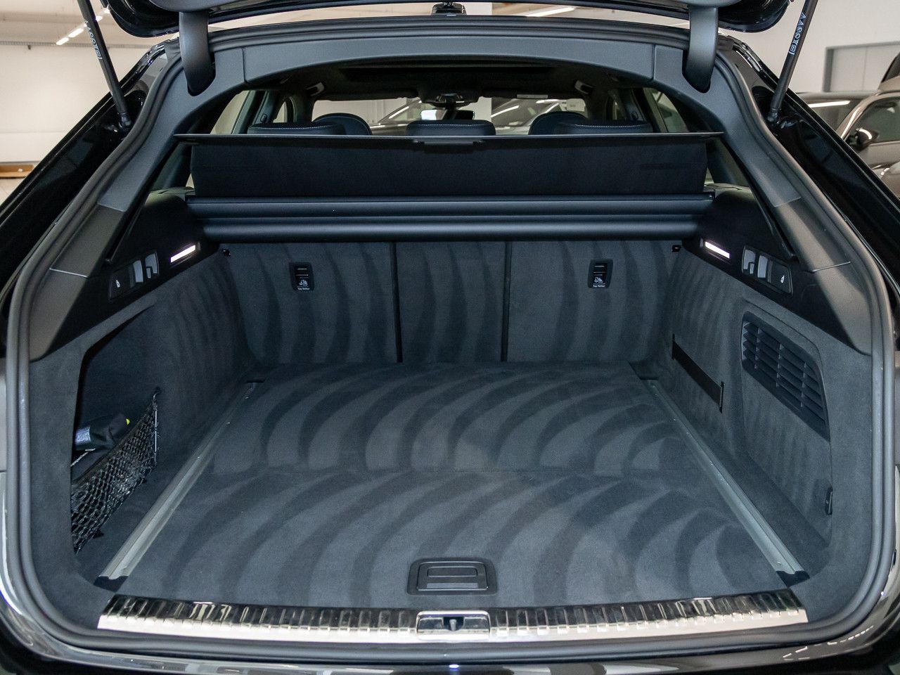 Audi A6 Avant S line 50 TDI quattro - Samsaru's Car Outlet
