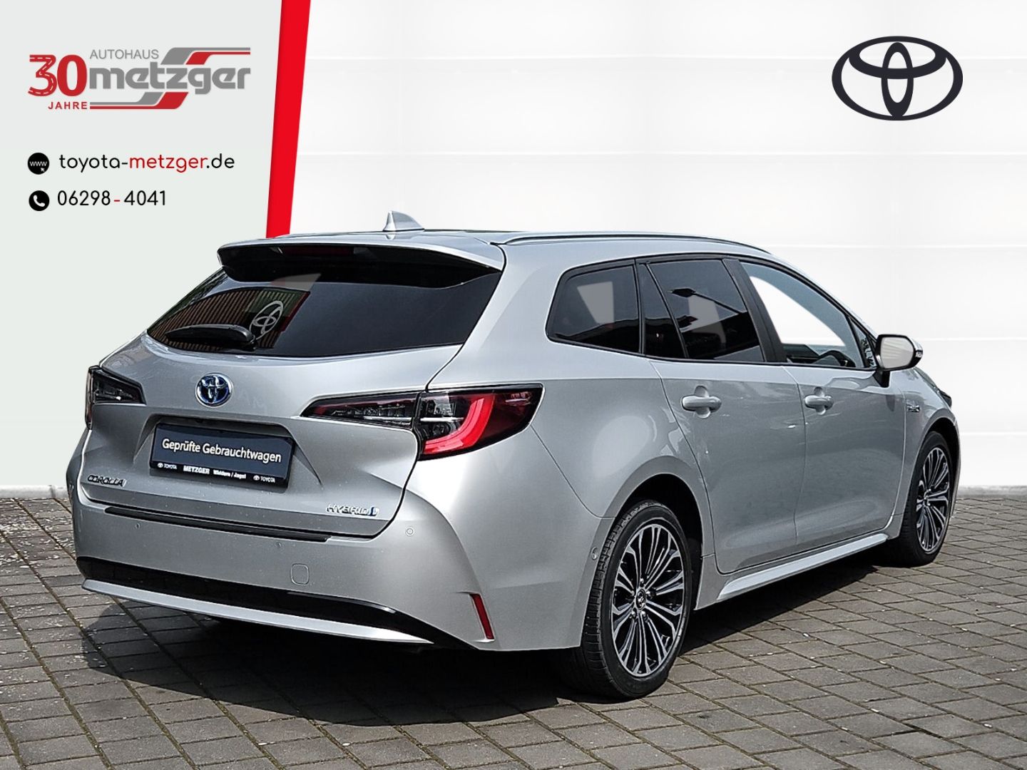 Toyota Corolla Touring Sports 1.8 Hybrid Club - Samsaru's Car Outlet
